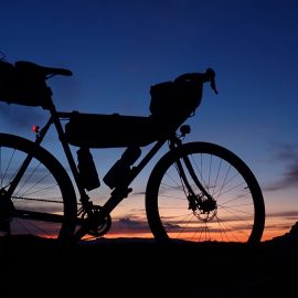 Gran Vertical '26 BREVET GRAVEL amanecer en Montserrat