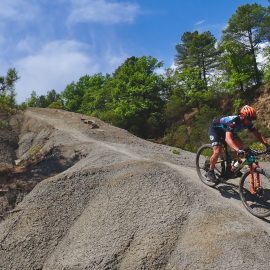 Zona Zero Pirineos con Club BTT Open Natura MOUNTAIN BIKE descenso de Puyballeta
